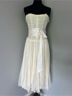 Vintage Dolce & Gabbana Cream Silk Dress *CELEBRITY*